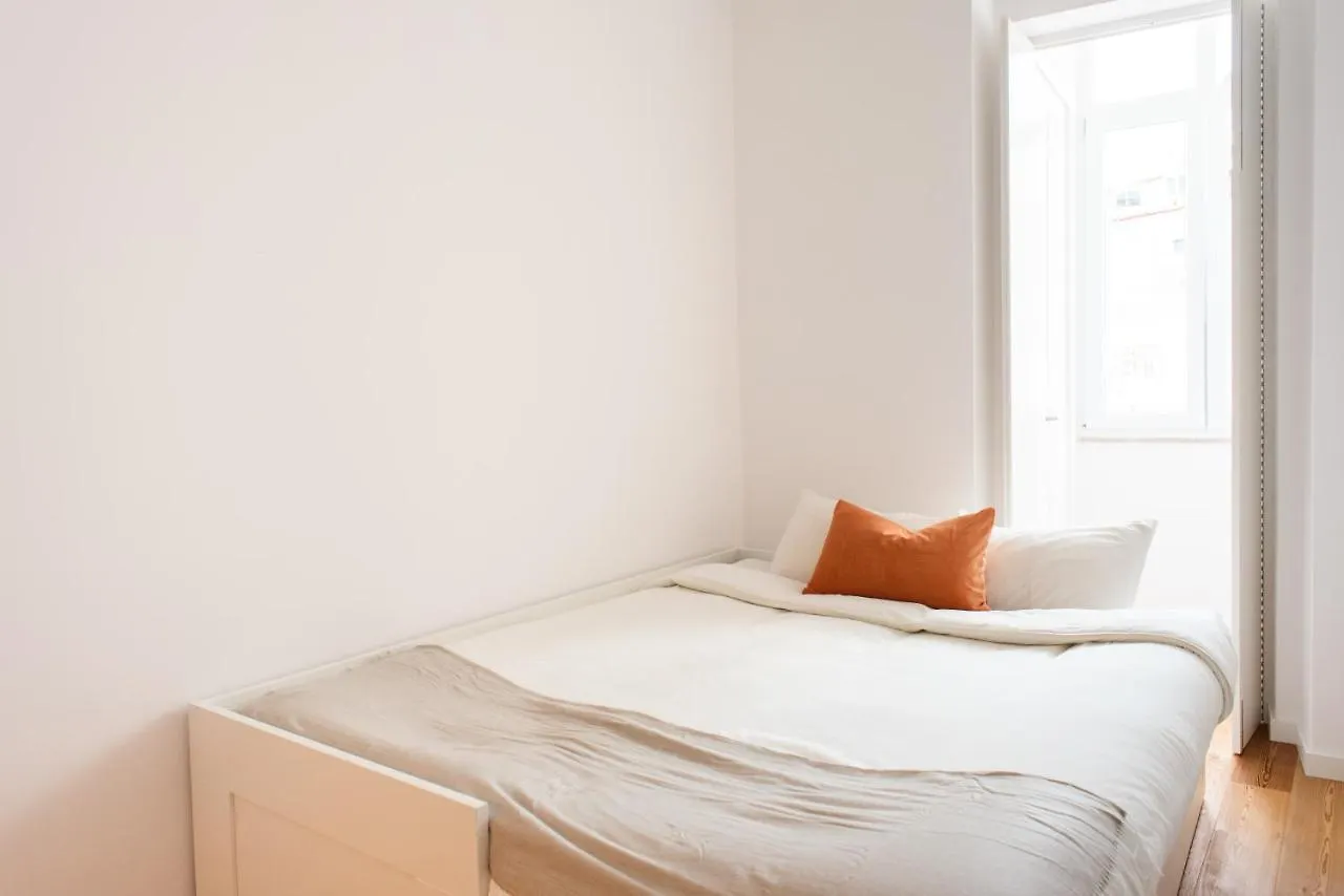 Amaro II - Sleek 2 Bedroom Apartment In Alcantara Lisboa