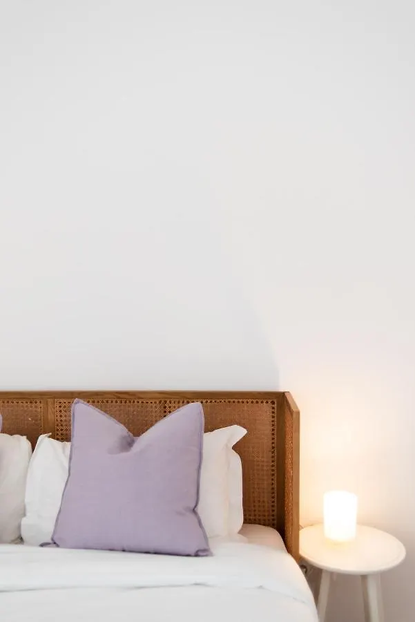 Amaro II - Sleek 2 Bedroom Apartment In Alcantara Lisboa Portugal