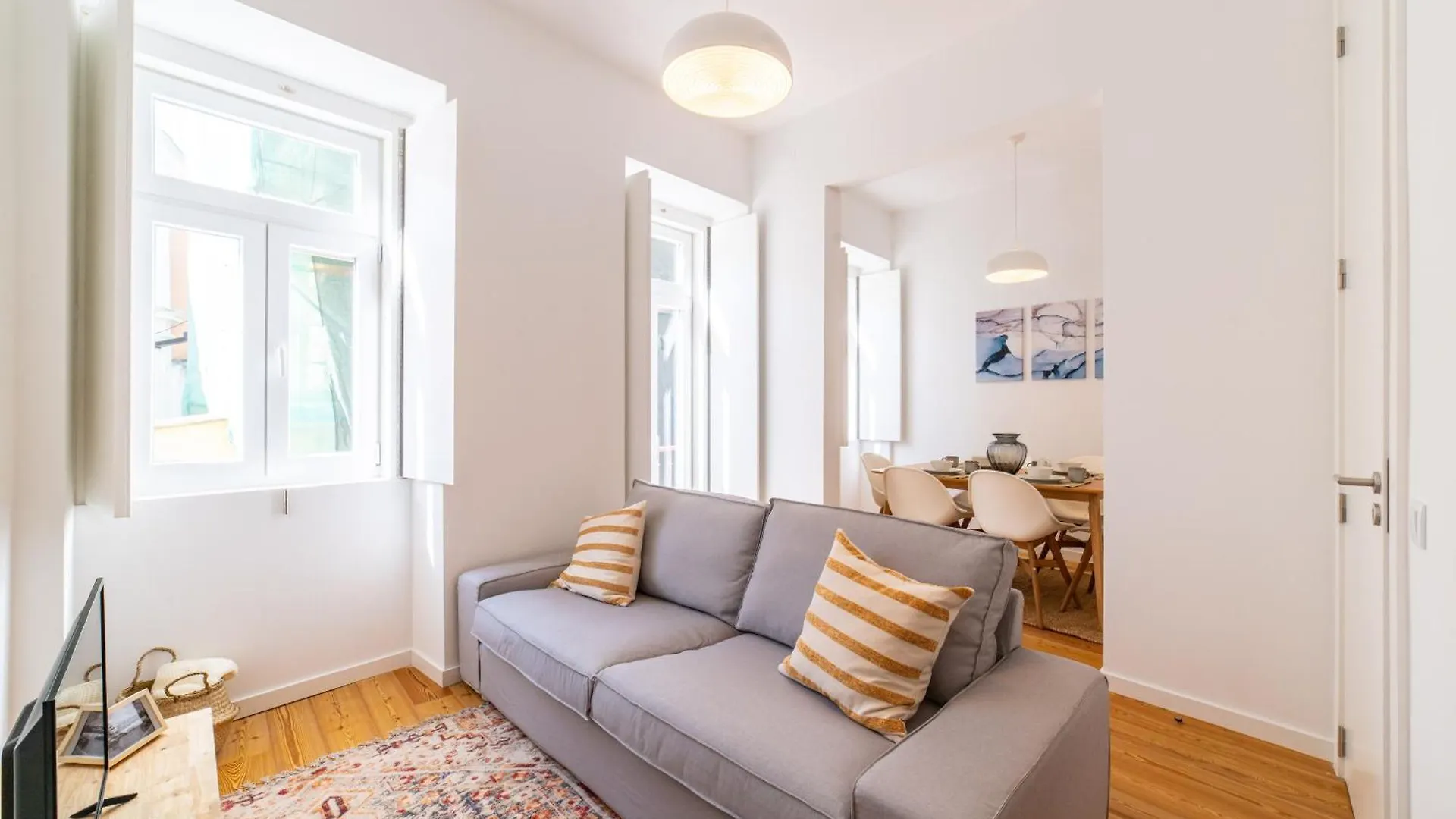 Amaro II - Sleek 2 Bedroom Apartment In Alcantara Lisboa